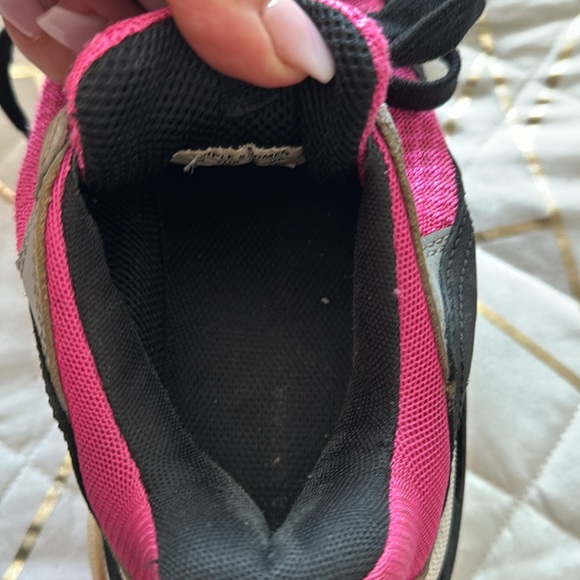 Authentic Balenciaga triple sneaker size 8 - Picture 12 of 17